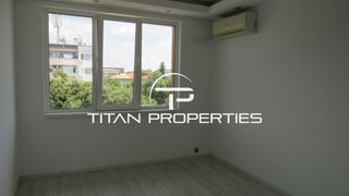 Тристаен Продажби, Център, Бургас (2)