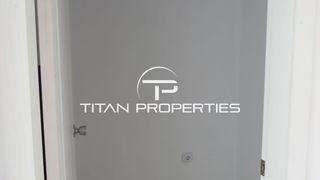 Тристаен Продажби, Център, Бургас (8)