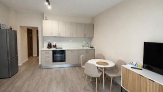 Тристаен Продажби, Бургас (2)
