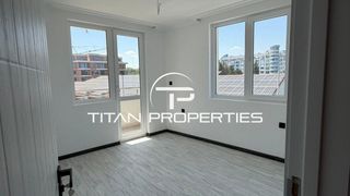 Тристаен Продажби, Бургас (3)