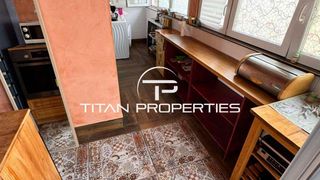 Тристаен на 2 нива в ж.к Възраждане (14)