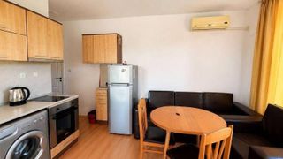 Тристаен Продажби, Бургас (7)