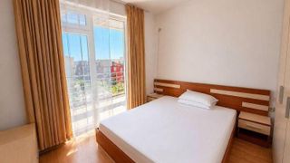 Тристаен Продажби, Бургас (3)