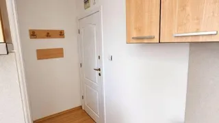 Тристаен Продажби, Бургас (2)