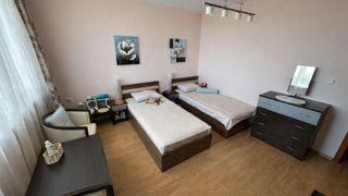 Тристаен Продажби, Бургас (5)