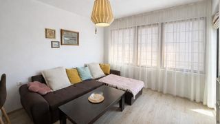 Тристаен, за продажба, кв. Сарафово (10)