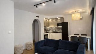 Trei camere Vânzări, Burgas (2)