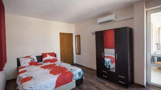 Тристаен Продажби, Бургас (2)
