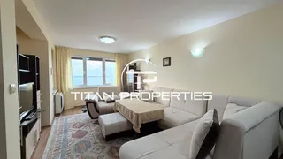 Тристаен Продажби, Бургас