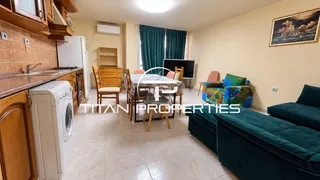 Тристаен Продажби, Център, Бургас (2)