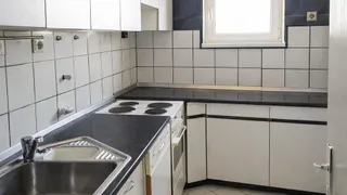 Тристаен Наеми, Сухата река, София (4)