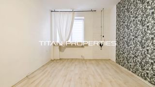 Тристаен Продажби, Младост 2, София (8)