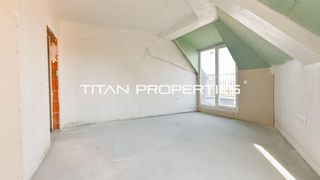 Тристаен Продажби, Дружба 1, София (5)