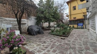 Къща Продажби, Център-ЦУМ, София (2)