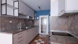 Многостаен Продажби, Младост 4, София (4)