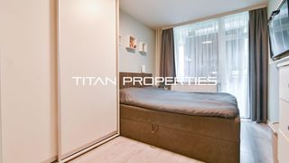 Тристаен Продажби, Хаджи Димитър, София (6)