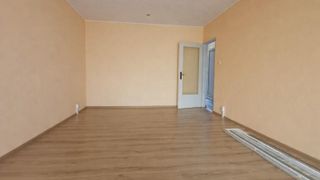 Тристаен Продажби, Обеля 1, София (2)
