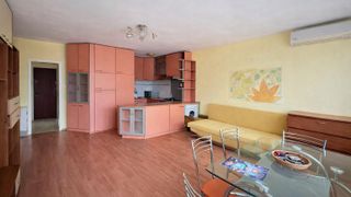 Dreizimmerwohnung Verkäufe, Knjaschewo, Sofia