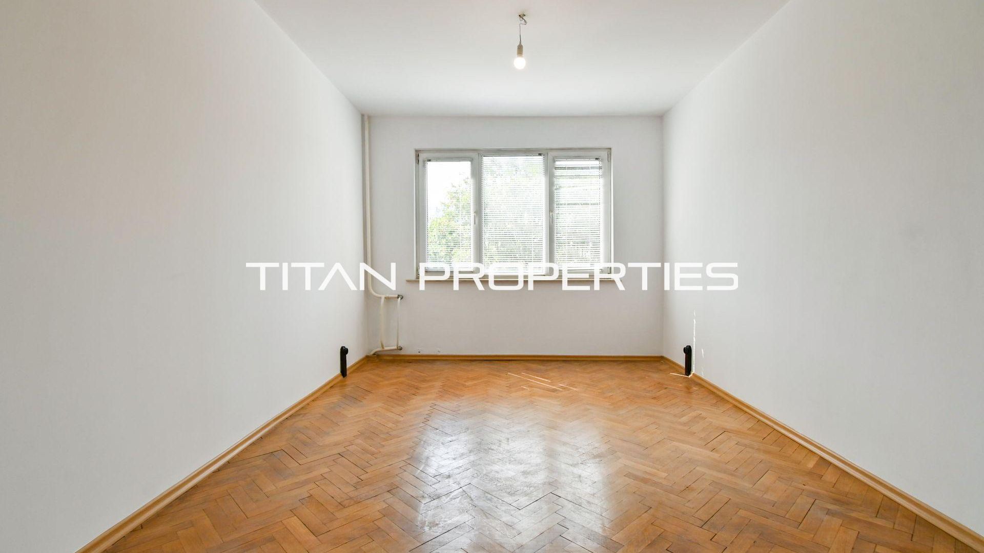 Тристаен Продажби, Стрелбище, София – снимка 1