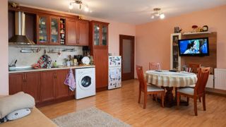 Zwei-Zimmer-Wohnung Verleih, Vitosha, Sofia (4)