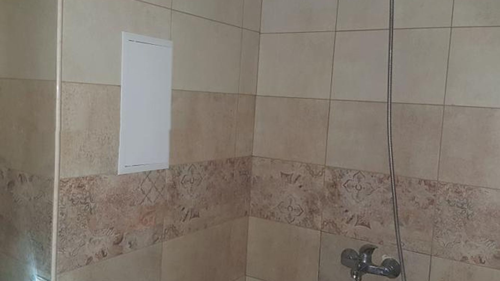 image_1752146538425_1272715787887999.jpeg