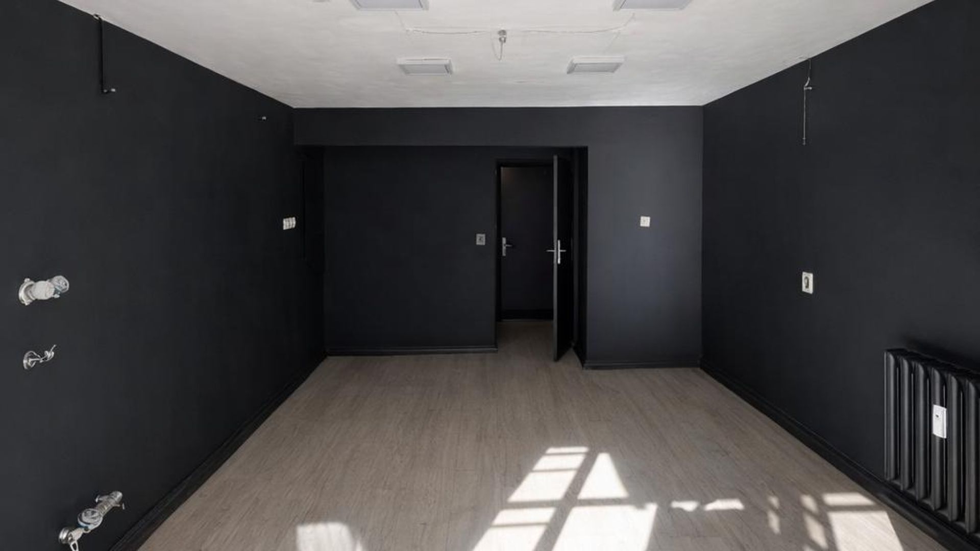 image_1786000377506_9174390731097981.jpeg