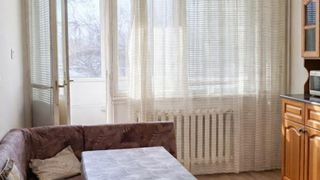 Двустаен, под наем, ж.к. Света Троица