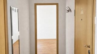 Тристаен Наеми, Център- пл.Македония, София (5)