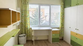 Тристаен Наеми, Люлин 9, София (5)