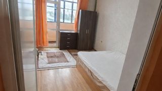 Тристаен Наеми, Дружба 1, София (7)