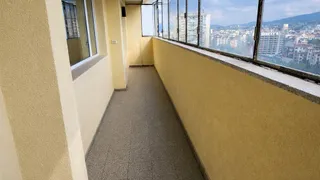 Тристаен Наеми, Красно село, София (9)