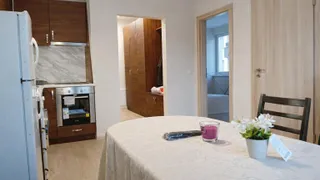 Тристаен Наеми, Студентски град, София (3)