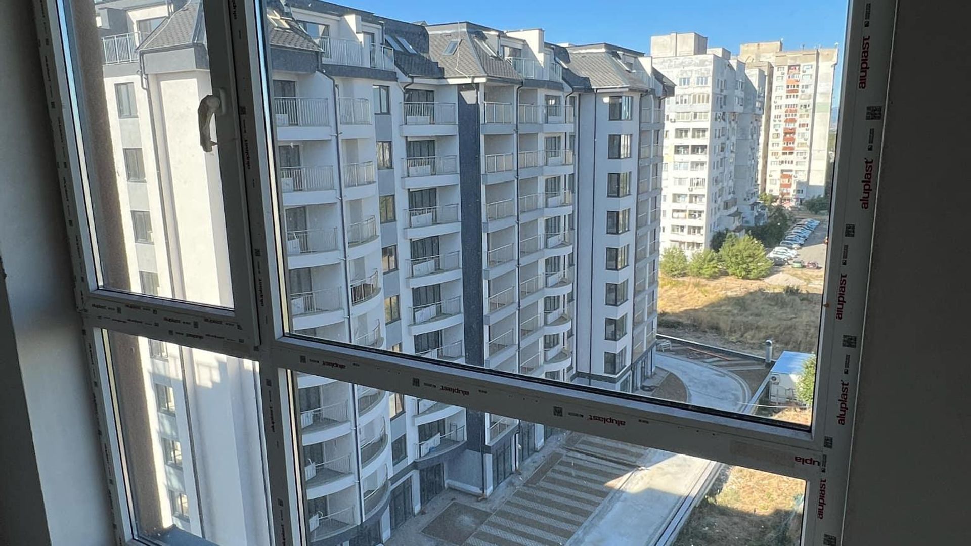 image_1758113463331_4168889900427628.jpeg