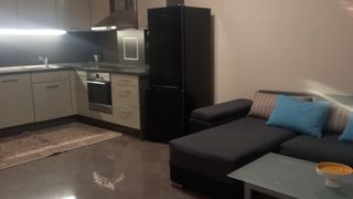 Тристаен Наеми, Витоша, София (3)