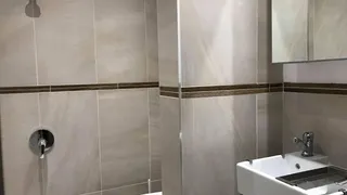 Тристаен Наеми, Лагера, София (9)