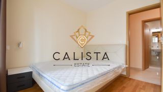 Tres habitaciones Alquileres, Centro - Plaza de Macedonia, Sofía (5)