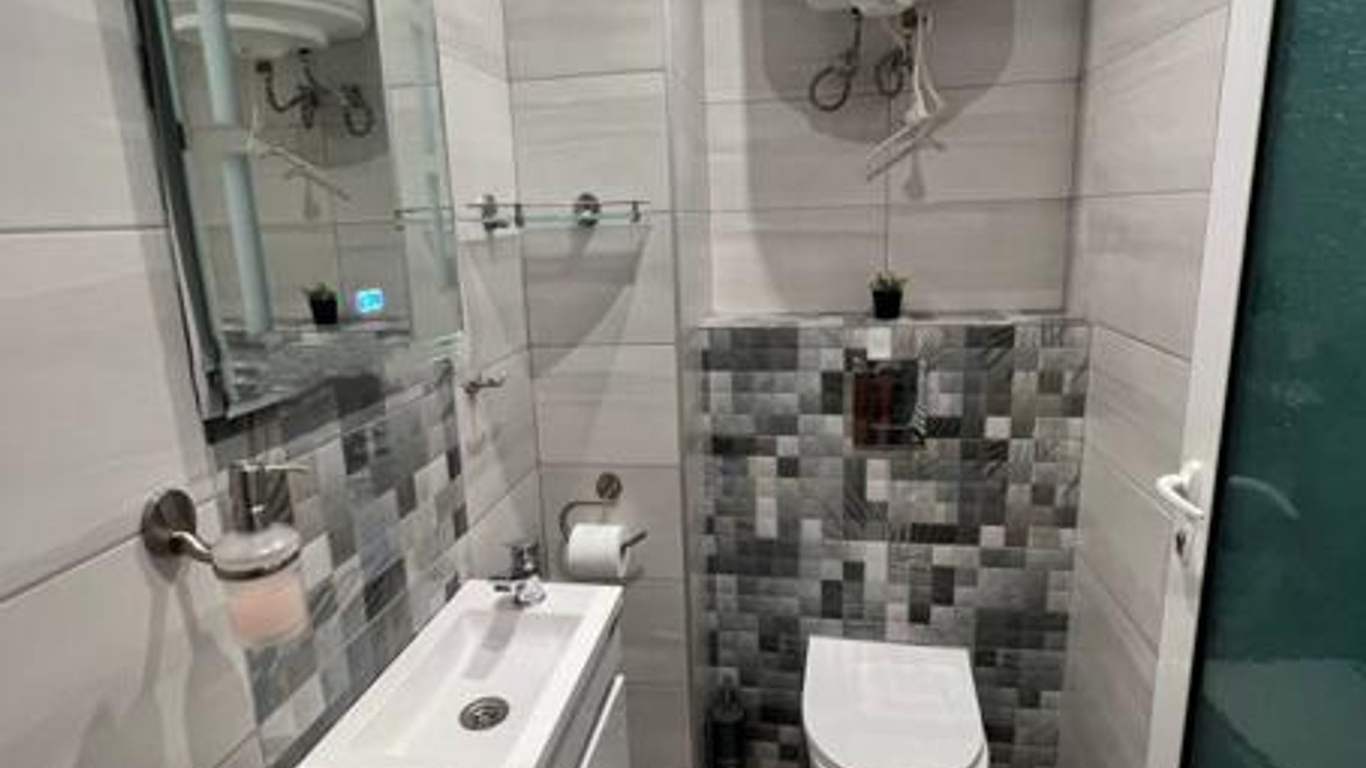 image_1790239750494_9381799151357447.jpeg