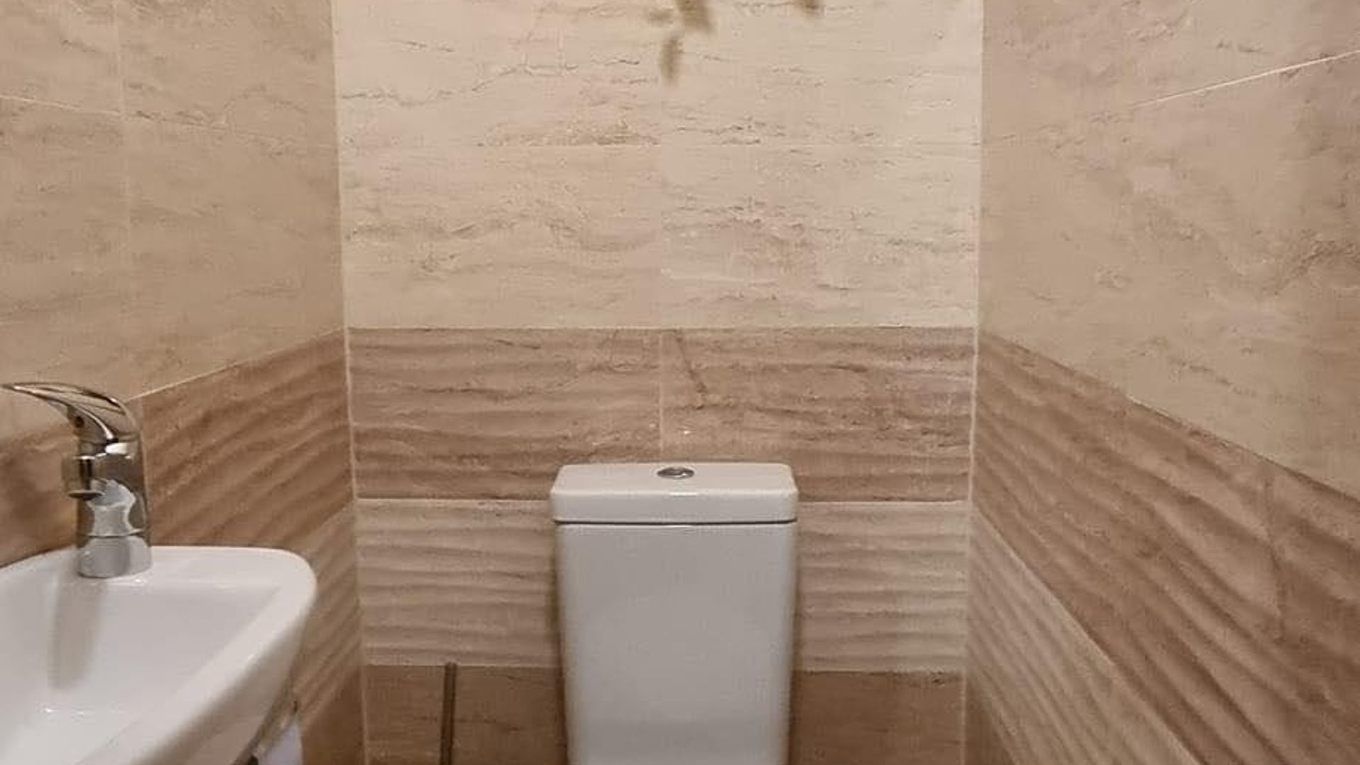 image_1748328704873_21985872657444872.jpeg
