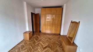 Тристаен апартамент под наем в ж.к. Гео Милев, 2201752 (10)
