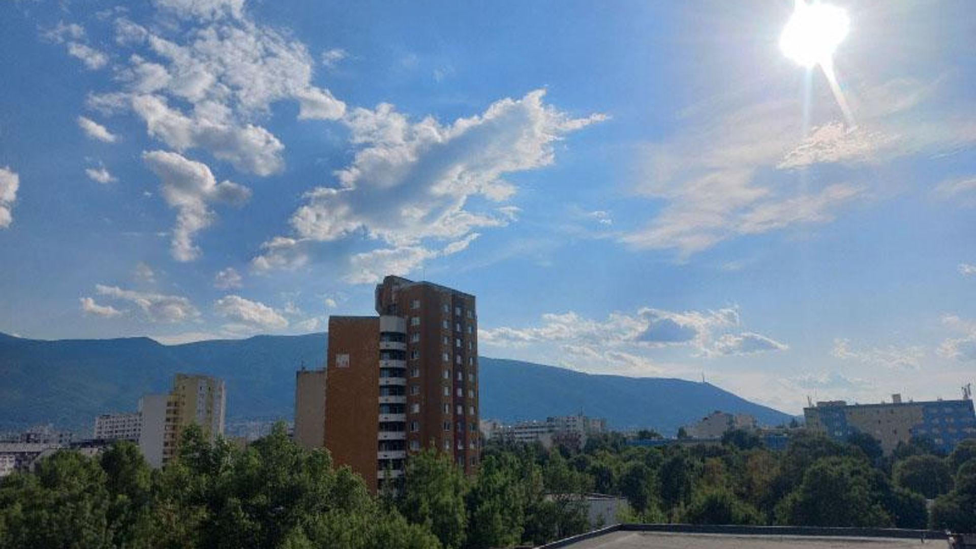 image_1753338992843_8318475720829537.jpeg