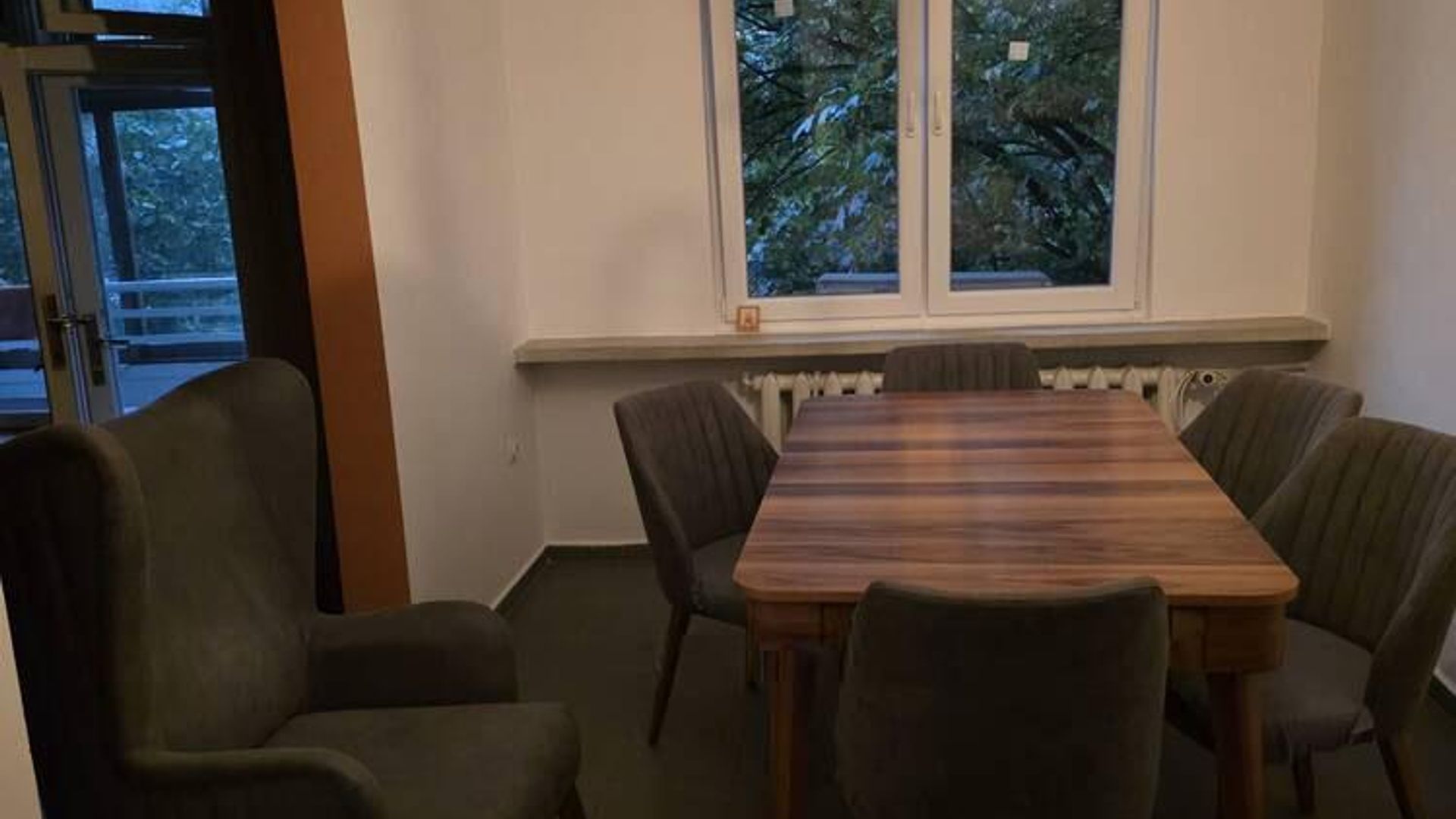 image_1758272347890_09407827094157817.jpeg