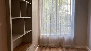 Dreizimmerwohnung Verleih, Zentrum - Nationaler Kulturpalast, Sofia (7)