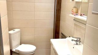 Тристаен апартамент под наем в центъра на София, 2217870 (8)
