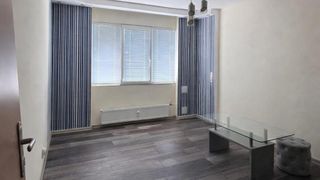 Dreizimmerwohnung Verleih, Hadji Dimitar, Sofia (2)