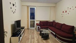 Тристаен Наеми, Света Троица, София (9)