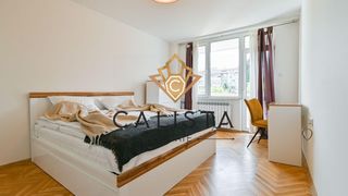 Тристаен Наеми, Хиподрума, София (6)