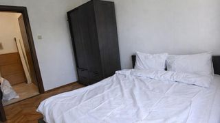 Тристаен Наеми, Изток, София (7)