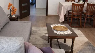 Тристаен Наеми, Лозенец, София (5)