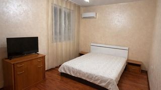 Тристаен Наеми, Красно село, София (8)