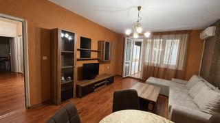 Тристаен Наеми, Красно село, София (14)